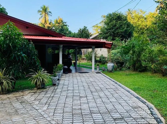 Lal Home Stay