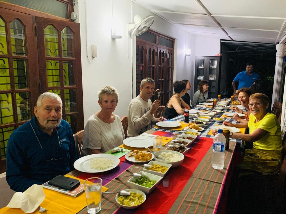 Séjour chez l'habitant Lal Sigirîya
